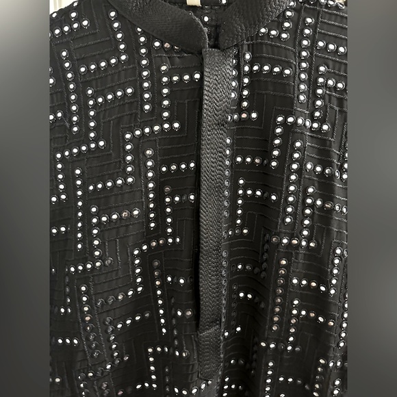 Black kurta with thread and mirror work and black pajami - Picture 3 of 3
